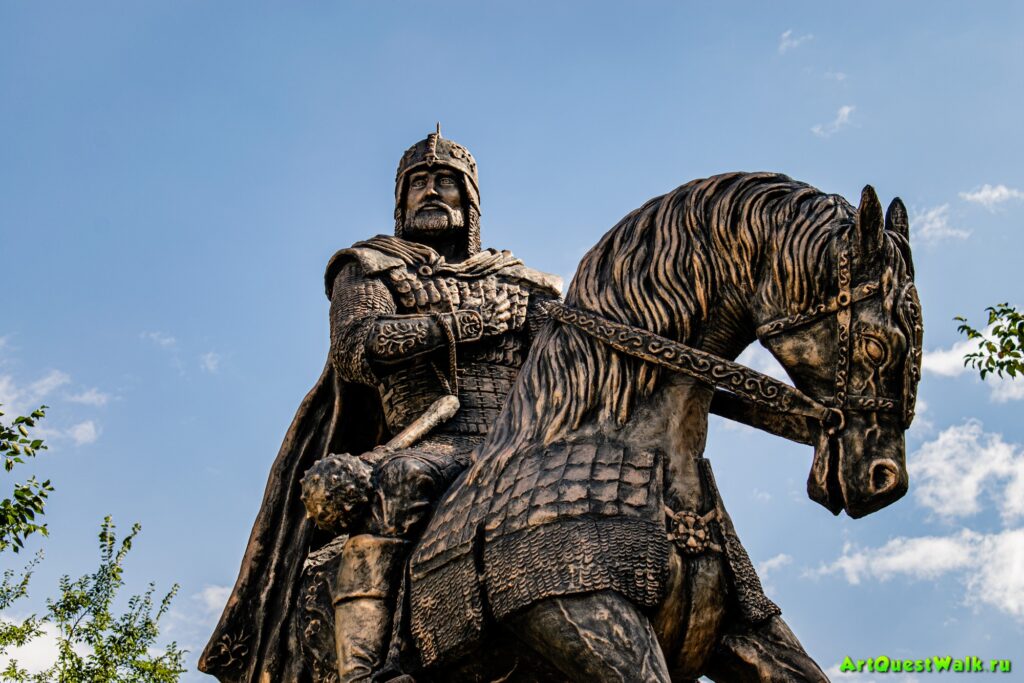 Достопримечательности города Волжского.
Памятник Александру Невскому