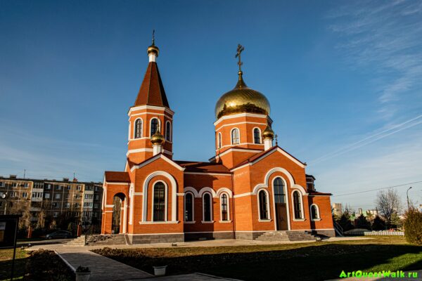Храм Луки