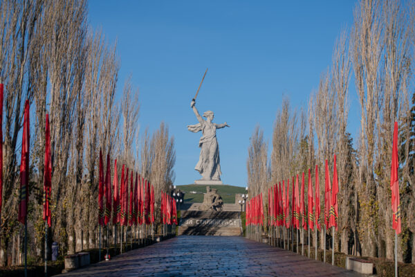 Арт-Квест-Прогулка. Artquestwalk. Мамаев Курган. Квест экскурсия по достопримечательностям Мамаева Кургана