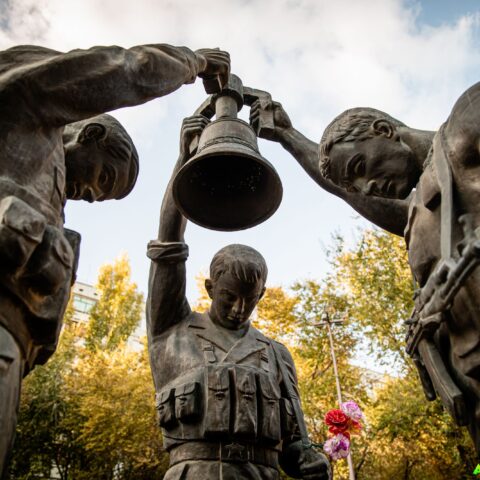Памятник Воинам-интернационалистам. Достопримечательность Арт-Квест-Прогулка