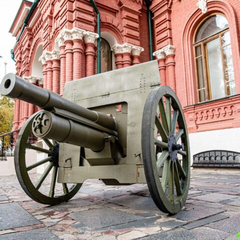 76-мм полевая скорострельная пушка  Достопримечательность Арт-Квест-Прогулка